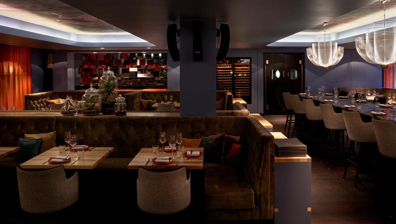 Roomers, Frankfurt, A Member Of Design Hotels Frankfurt am Main Exterior photo Interior of the restaurant